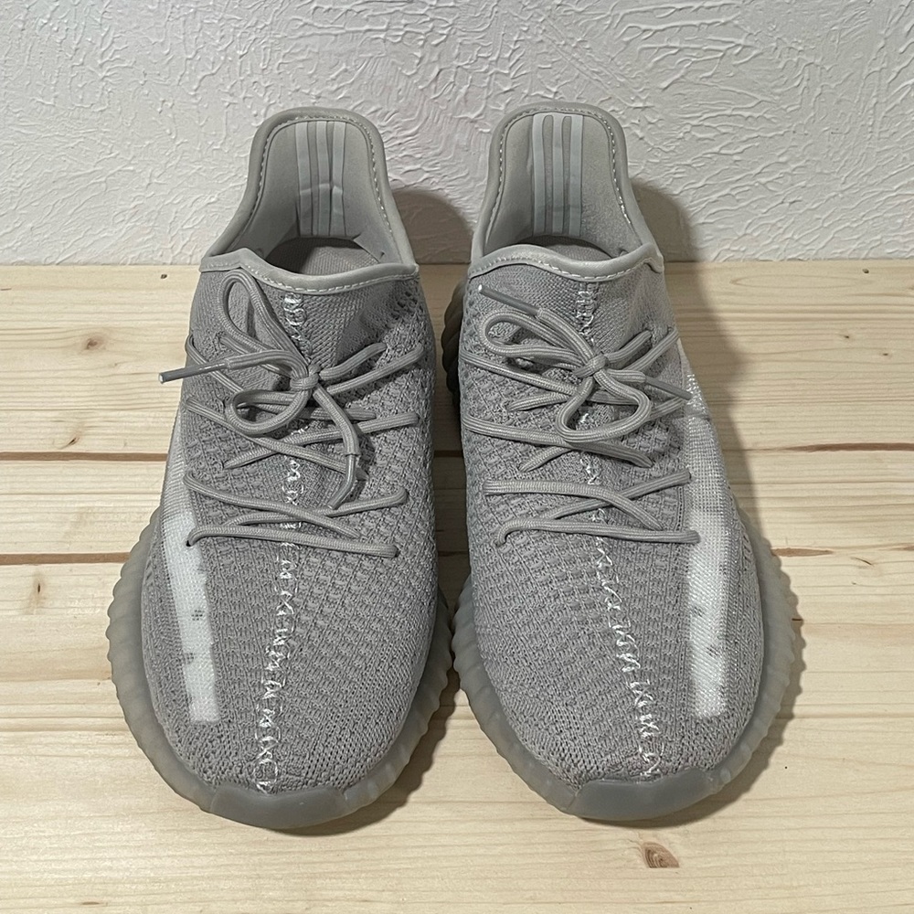 Yeezy 350 Boost “tail light” size 11.5